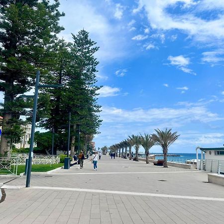 Casa Vacanza! A 50M Dal Mare! Bordighera Buitenkant foto