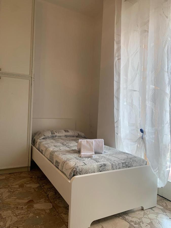 Casa Vacanza! A 50M Dal Mare! Bordighera Buitenkant foto