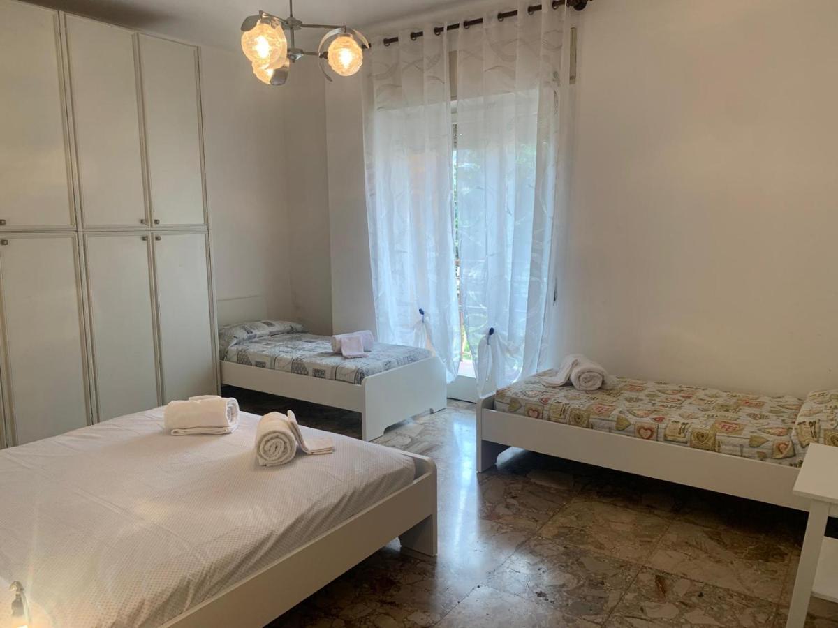 Casa Vacanza! A 50M Dal Mare! Bordighera Buitenkant foto