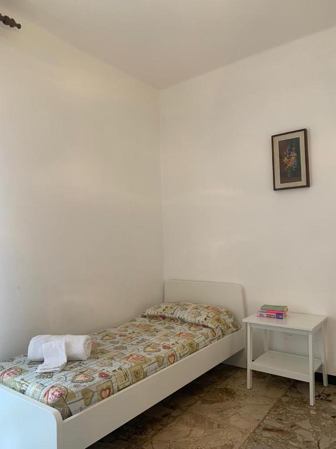 Casa Vacanza! A 50M Dal Mare! Bordighera Buitenkant foto